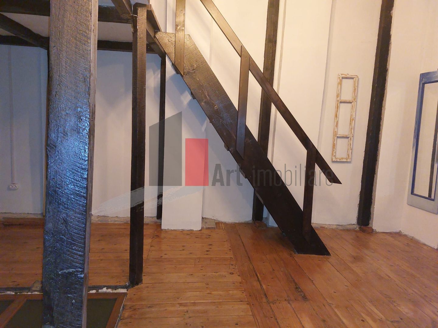 Apartamentul "DISINJATUR" , et. 1/1 in vila stil neoromanesc - Poză 27