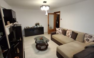 Se vinde apartament 3 camere/ultracentral/Focsani - Poză 2