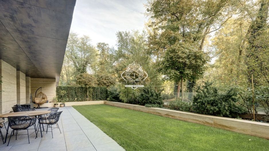 Floreasca | Parcul Verdi | 3 camere | 253mp | 120mp curte | 4000 euro + TVA - Poză 17