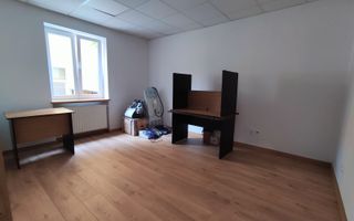 Spațiu oferit spre închiriere | Piața Mihai Viteazu - Poză 4