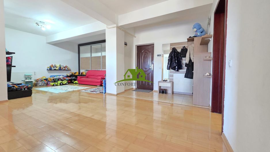 AP. 95mp la Et.2 cu 3 camere si 2 balcoane -complet utilat-zona Nord - Poză 14