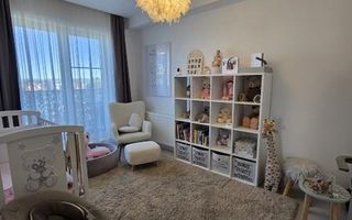 Penthouse 120 mp cu terase generoase - Poză 11