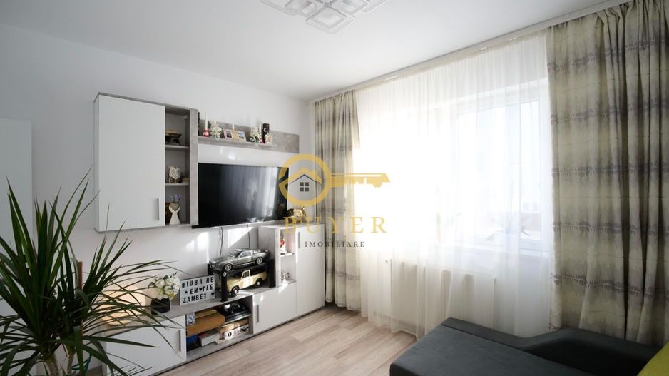 Apartament decomandat cu 2 camere mobilat si utilat modern- Etaj 1 - Poză 9