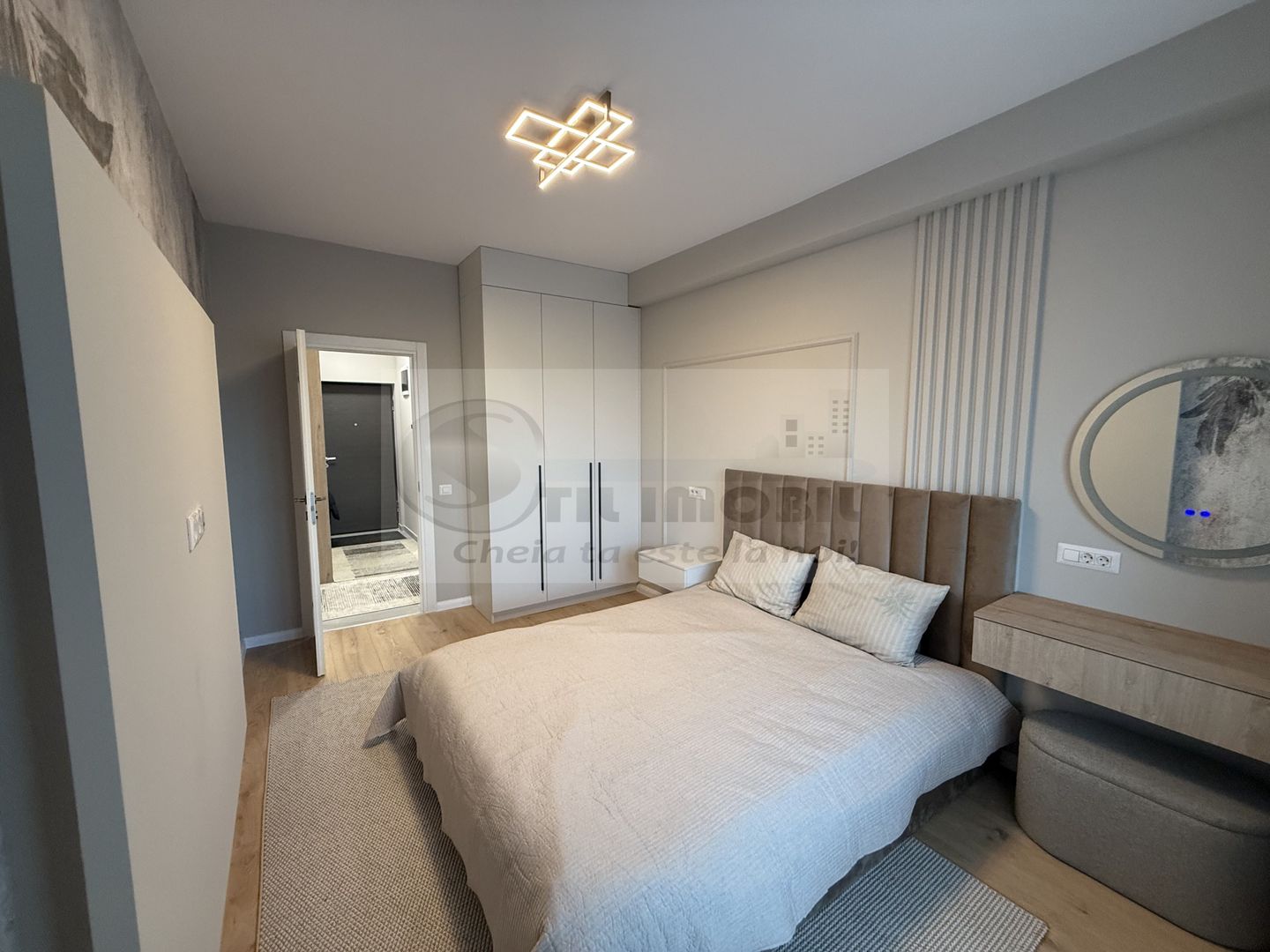 2 CAM , CENTRU PODU ROS PALAS , UNIREA TOWERS, LUX, PRIMA INCHIRIERE - Poză 35