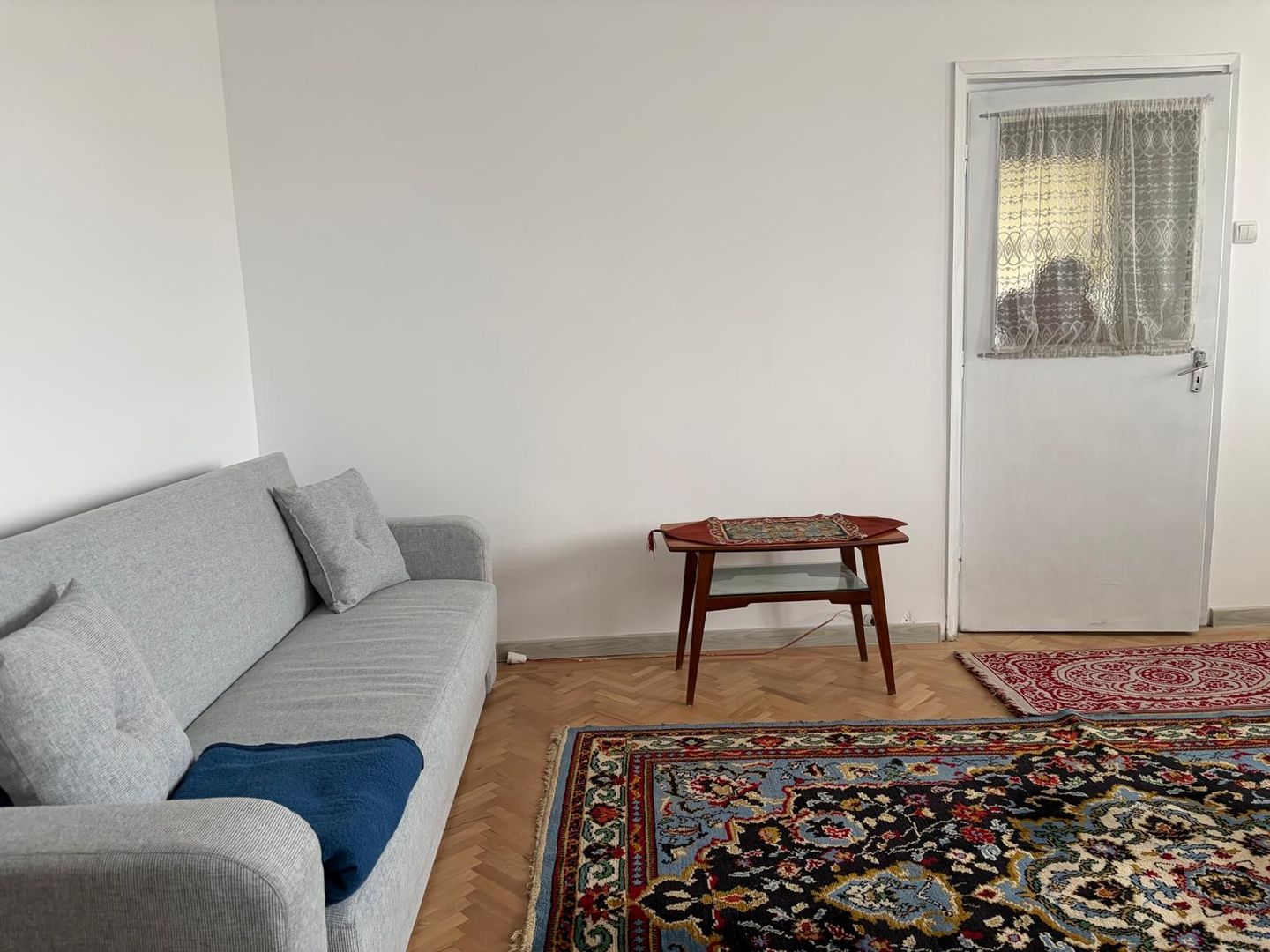 Apartament luminos cu doua camere, 1 mai - Poză 3