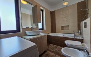 Casa mobilata 4 camere, 2 bai, curte si carport - Poză 4