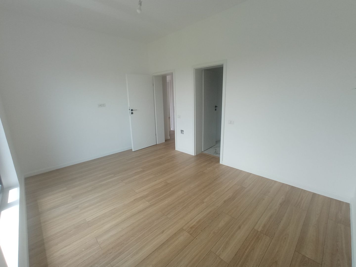 CASA SINGULARA DOMNESTI,FINALIZARE AUGUST, TOATE UTILITATILE, COMIS 0% - Poză 5