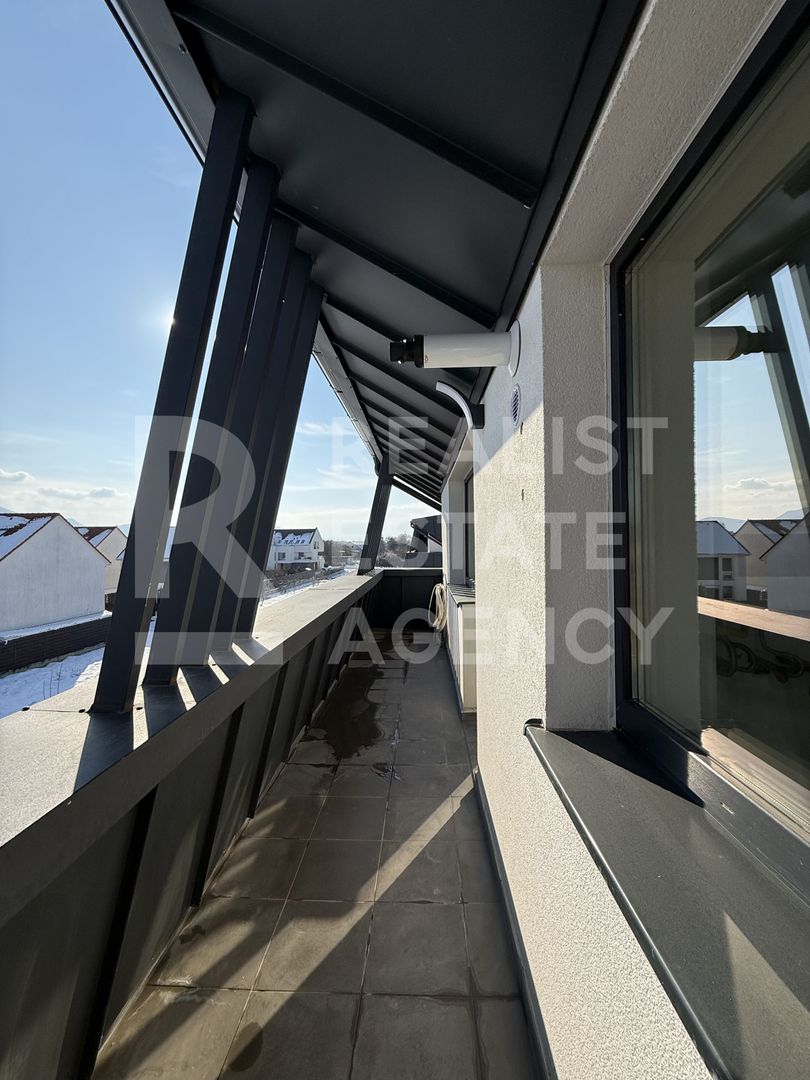 Vânzare apartament cu 2 camere.Priveliște spre munte. - Poză 8