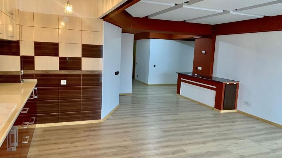 Vanzare Apartament 4 camere zona Gavana - Poză 3
