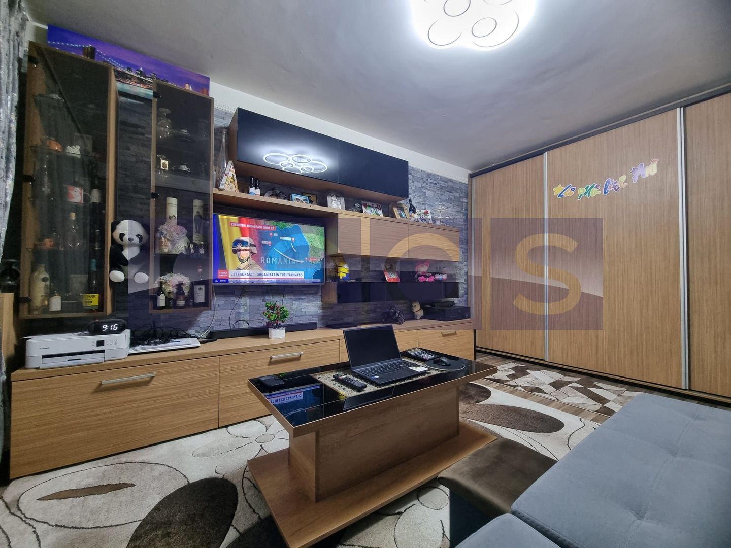 VANZARE - GARSONIERA -DECOMANDATA - VITAN - Poză 3