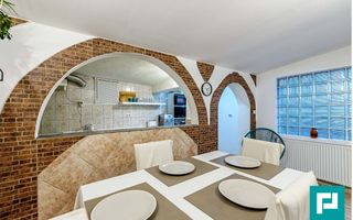 Proprietate cu 5 camere Aurel Vlaicu - Poză 9