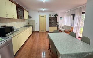 Casa spațioasă în Oradea str Izvorului - Poză 6