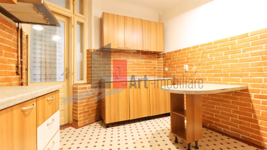 Apartamentul "DEKORA", bloc Art Deco, interior compartimentat de exceptie - Poză 33