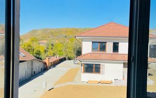 Ansamblu de 3 case la vanzare  in Chinteni! - Poză 12