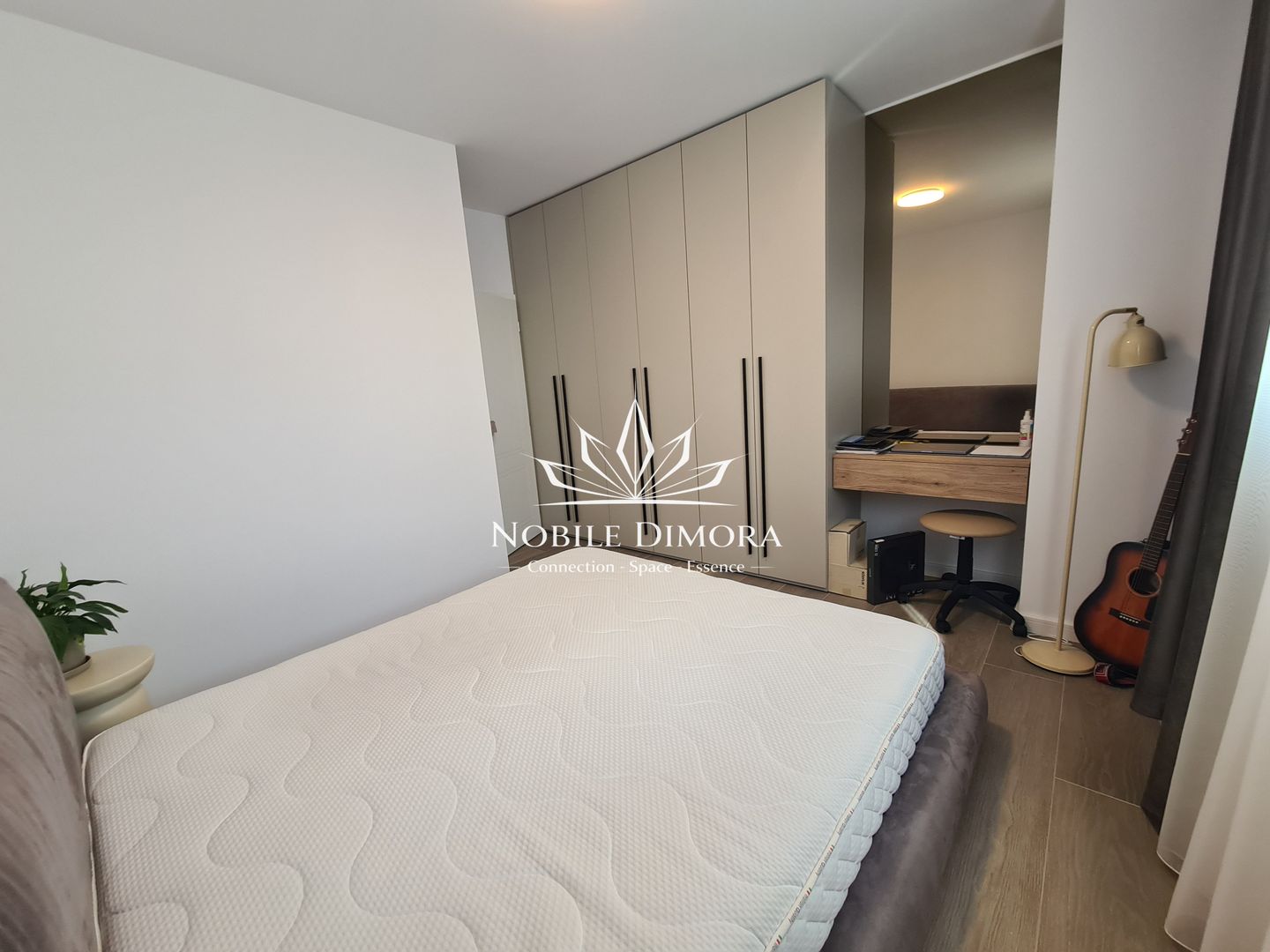 Iris Armoniei - Apartament cu 2 camere la ultimul nivel cu parcare privata - Poză 8