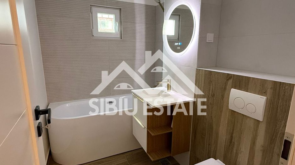 Locație excelentă! Apartament 3 camere renovat, etaj 1, Sibiu - Poză 5