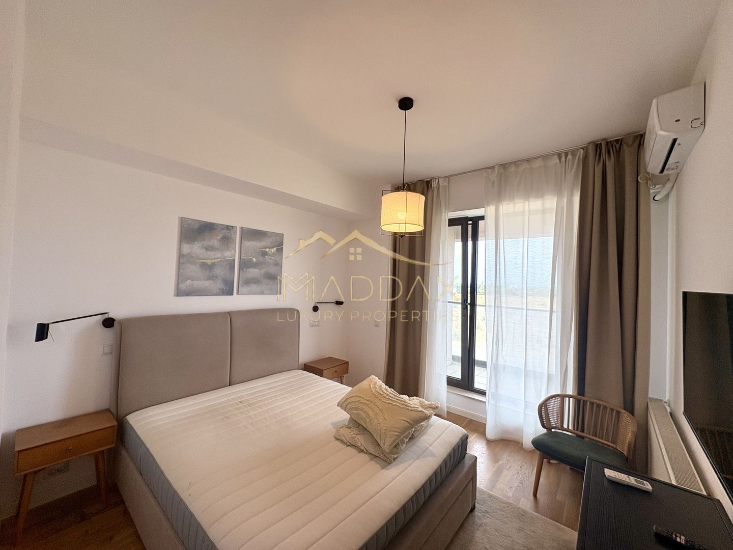 APARTAMENT de LUX cu 3 CAMERE cu Terasa si loc de parcare - Poză 11