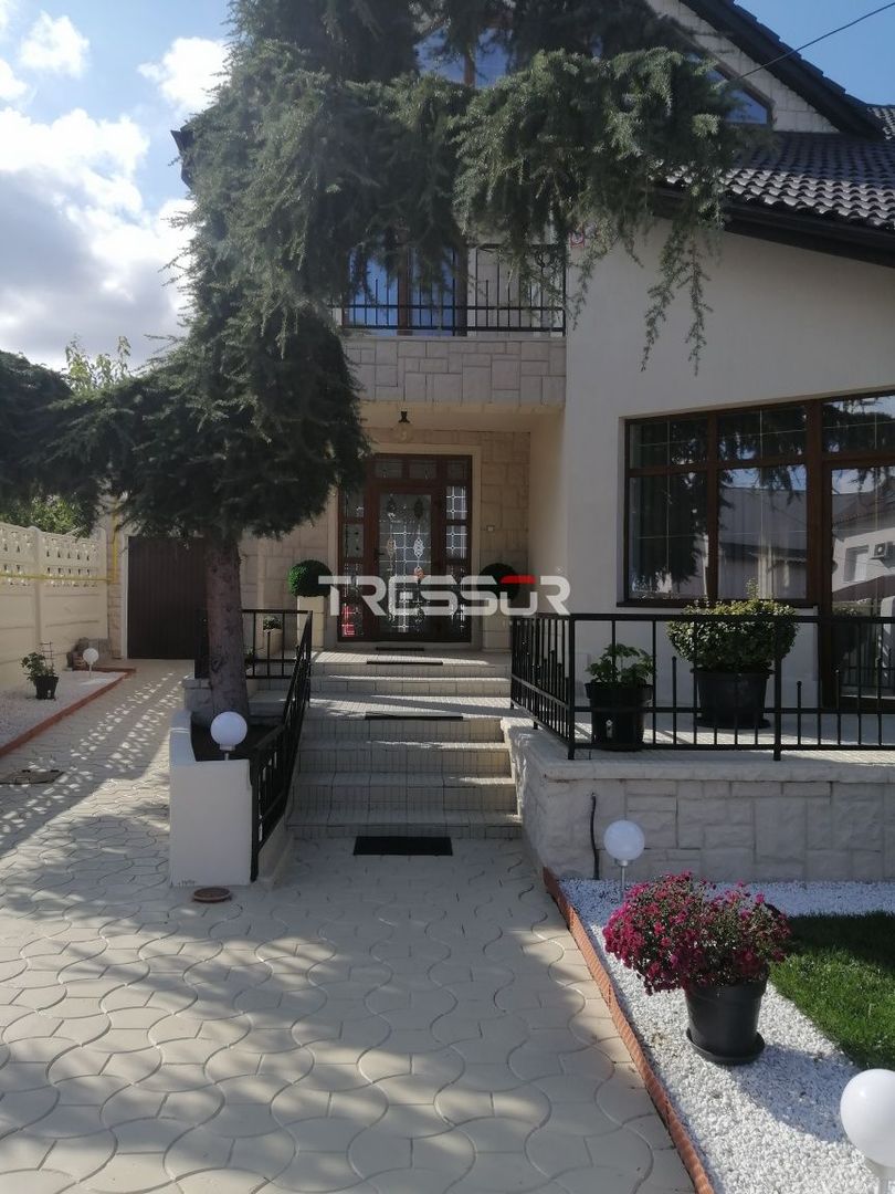Proprietate deosebită în Ovidiu Sud, 306 mp utili - Poză 2