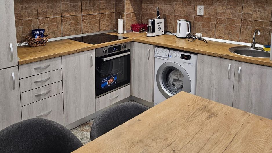 Apartament 2 dormitoare, Iuliu Maniu. 480 E/lună. Comision 0 - Poză 9