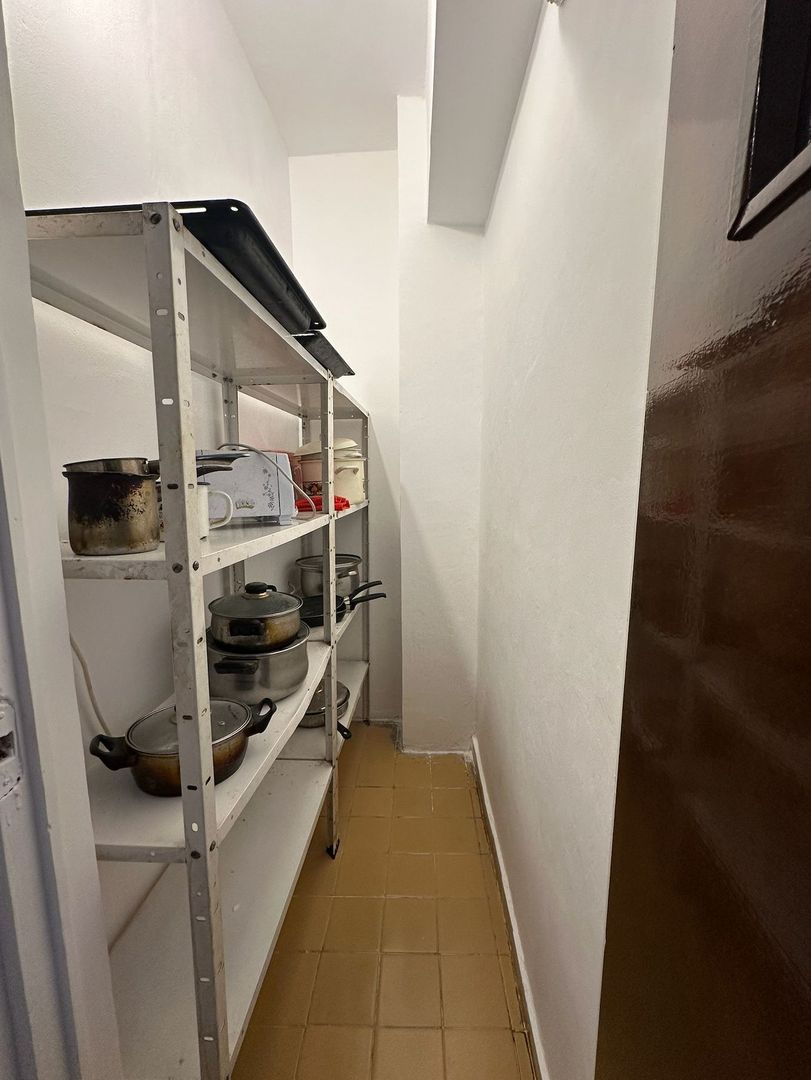 Apartament incapator cu trei camere, zona Vatra Luminoasa - Poză 10