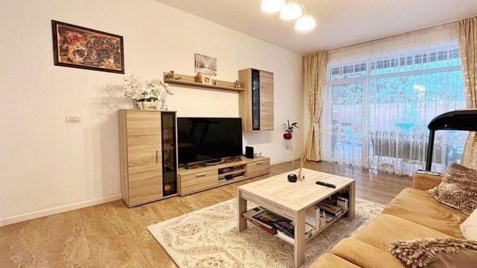 Un refugiu contemporan I Casă P+1 din complex intim I Dumbravița - Poză 1