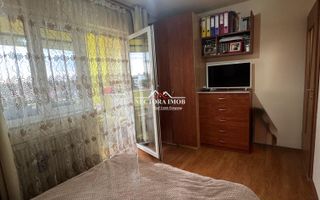 NECTORA IMOB-Apartament 3 camere, 2 bai, 2 balcoane, Zona Horea, 64 mp - Poză 10