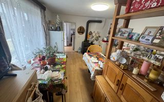 Casa individuala in Arpasu de Sus, teren mare, partial renovata - Poză 17