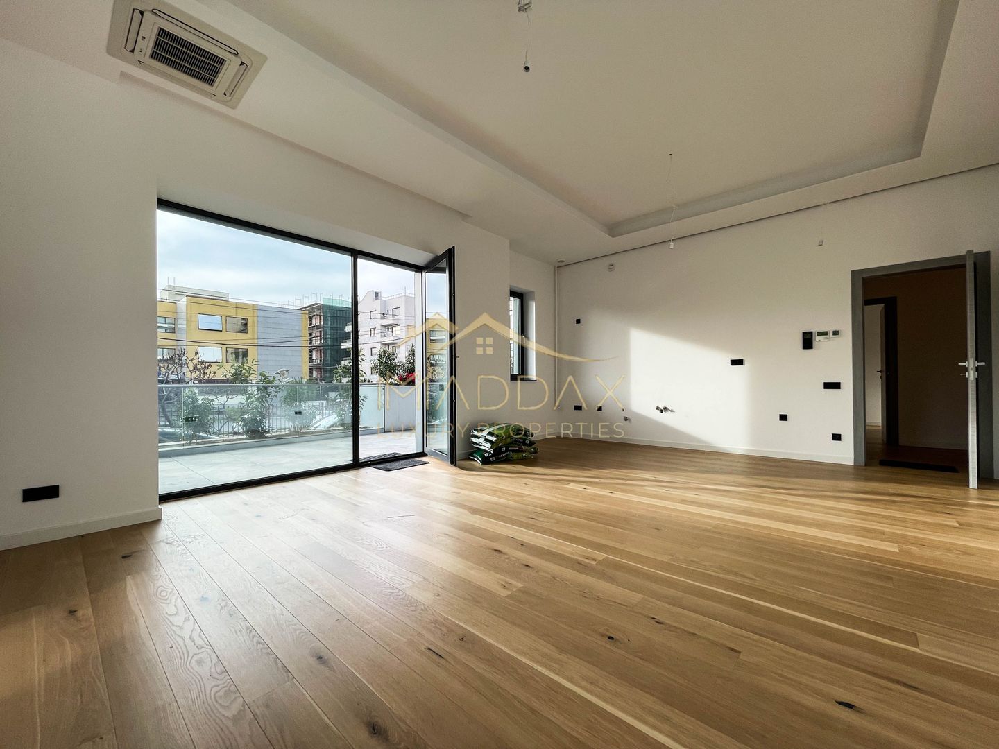 2 Rooms 100 sqm / high ceiling ***LUX***First Rent***/ Floreasca / 2 Parking - Poză 9