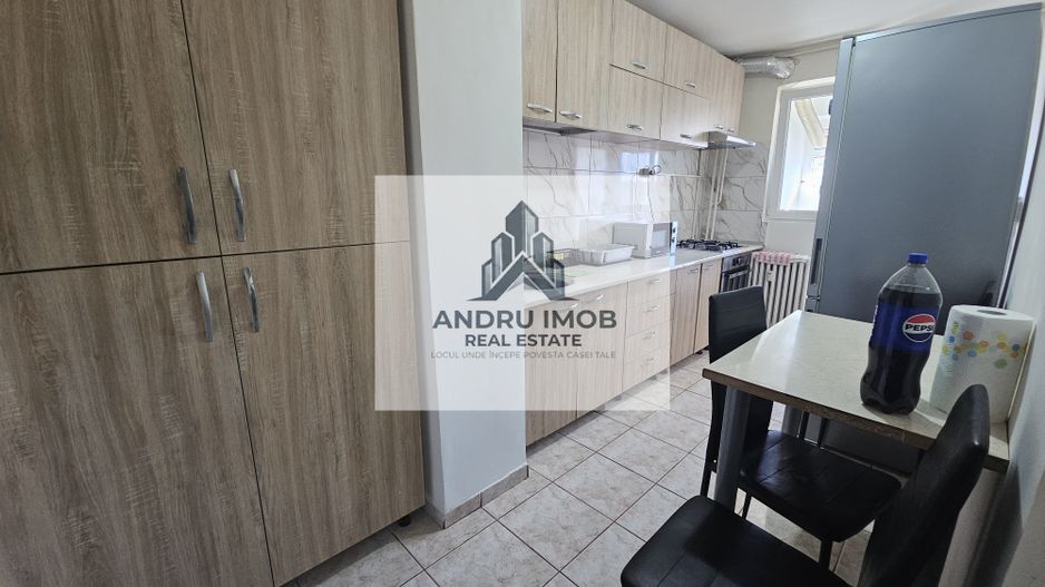 Apartament 3 camere/ Decomandat/ Metrou Dristor/ McDonalds - Poză 5