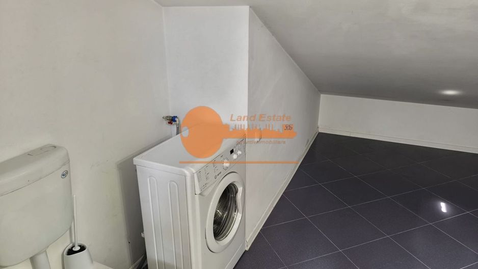 Apartament 2 camere | Mansardă | Parcare | Damaroaia - Poză 12