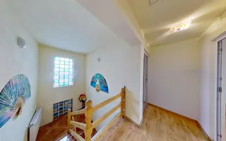 Proprietate pe 2 niveluri, curte individuala si garaj, cartier linistit, Rasnov. - Poză 18
