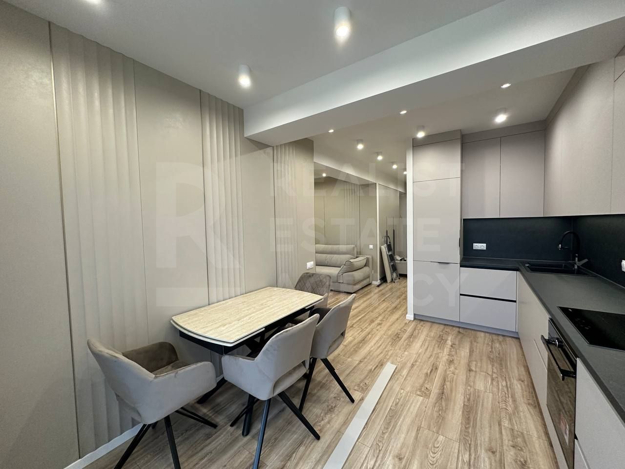 Chirie, apartament, 2 camere, str. Alba Iulia, Buiucani - Poză 3