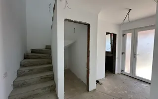 Intrarea in Sanpetru / Cartier Privat / Credit - Poză 16