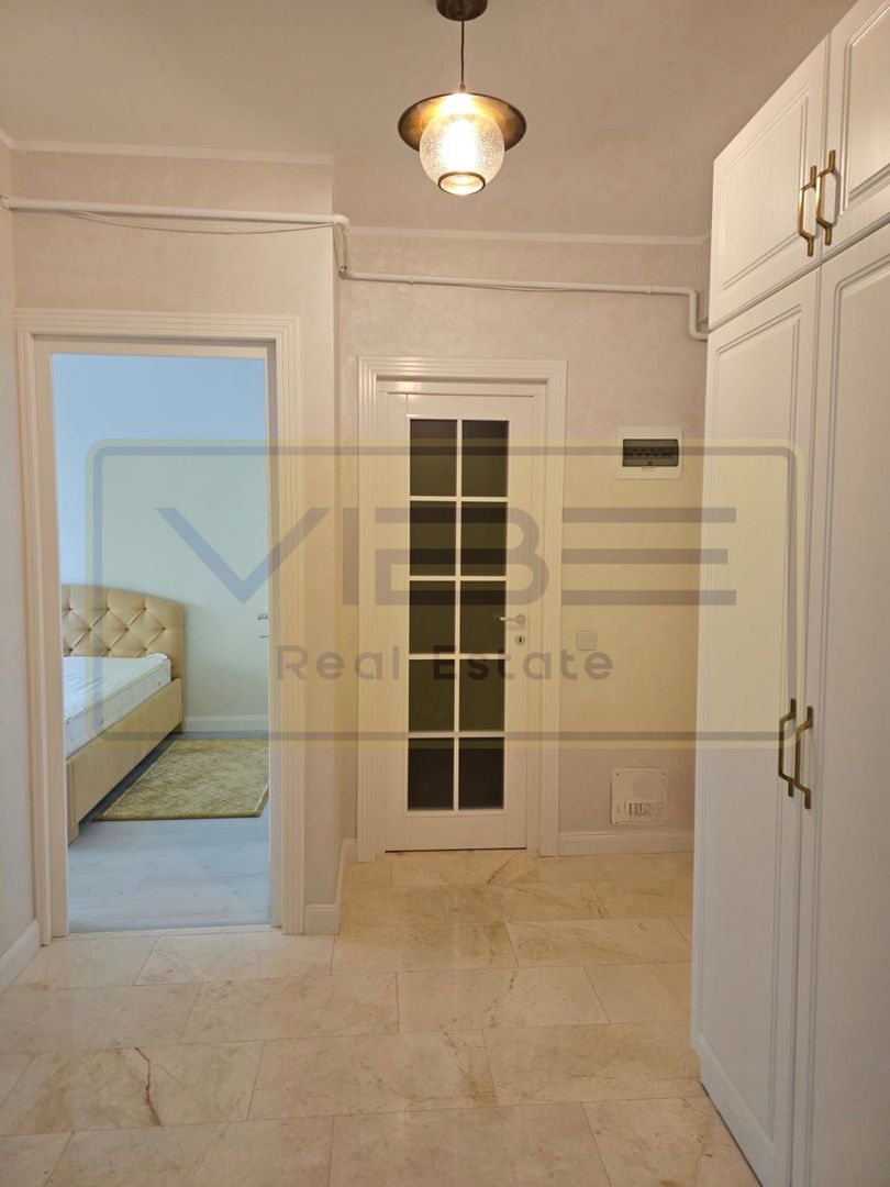 APARTAMENT 2 CAMERE COPOU ROYAL TOWN - Poză 10