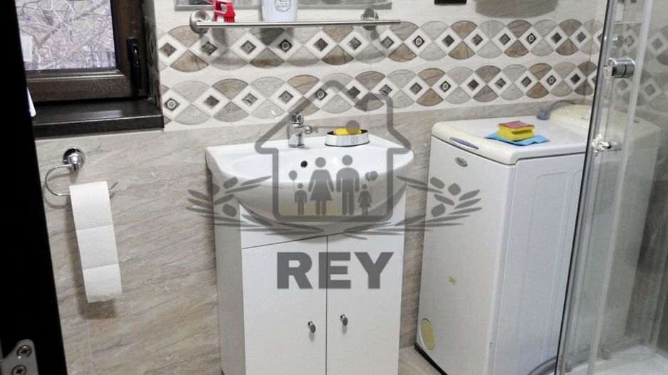 Casa de vacanta / Pensiune de vânzare la 12km de Sibiu - Poză 7