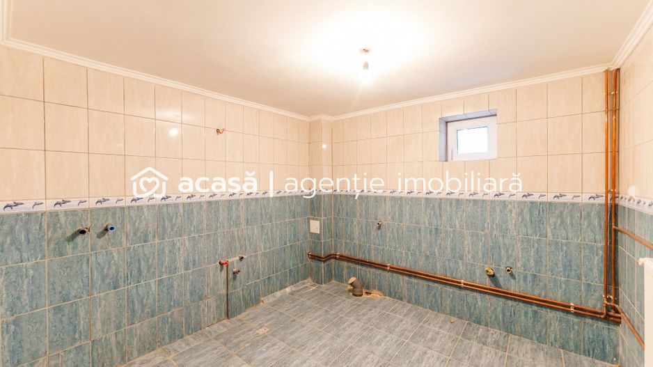 VÂNDUT! Casă cu destinații multiple în cartierul Aurel Vlaicu - Poză 13