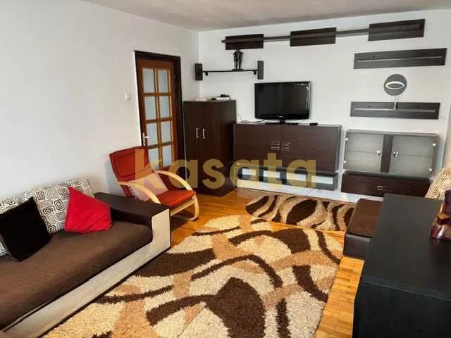 2 camere Aviatiei - Poză 1