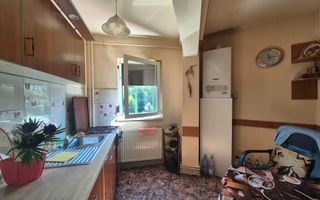 Exclusivitate - Apartament pretabil locuit, toate facilitătile in apropiere - Poză 10