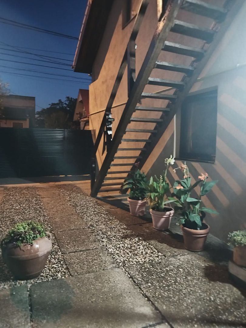 Casă -zona Liviu Rebreanu - Poză 13