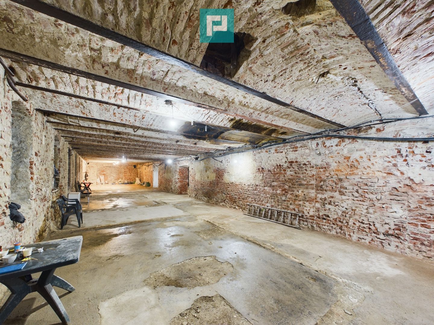 Spațiu ultracentral la demisol - Poză 5