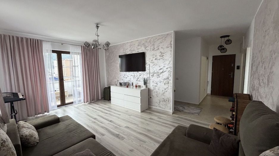 Apartament cu 2 camere de închiriat zona Noua - Poză 1