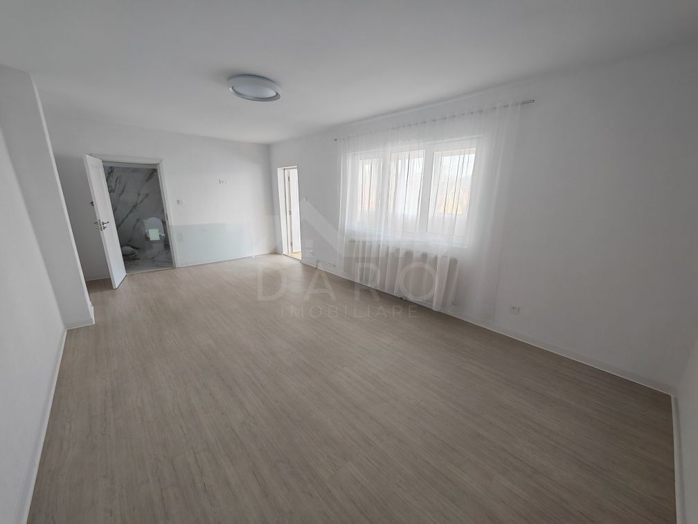 Casa de inchiriat zona centrala-ideal pt 4 studenti - Poză 4