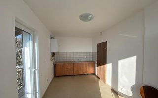 Apartament spațios cu priveliște deosebită în zona Grigorescu - Poză 3