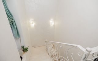 Vânzare,casă, 3 nivele, str. Nicolae Sulac , Codru - Poză 13