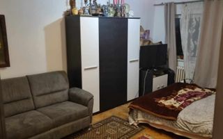 Apartament cu 3 camere Zona Gruia - Poză 2