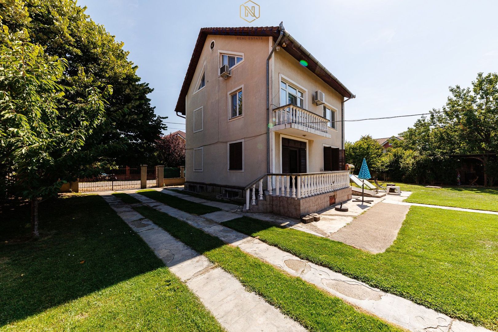 Vânzare casă individuală cu potențial extraordinar în Dumbrăvița - Poză 6