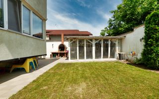 Agigea - vila cu potențial multiplu pentru locuința sau business. - Poză 21