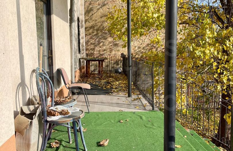 De vânzare – Clădire impresionantă, 11 camere, 9 dormitoare, Păcurari - Poză 7