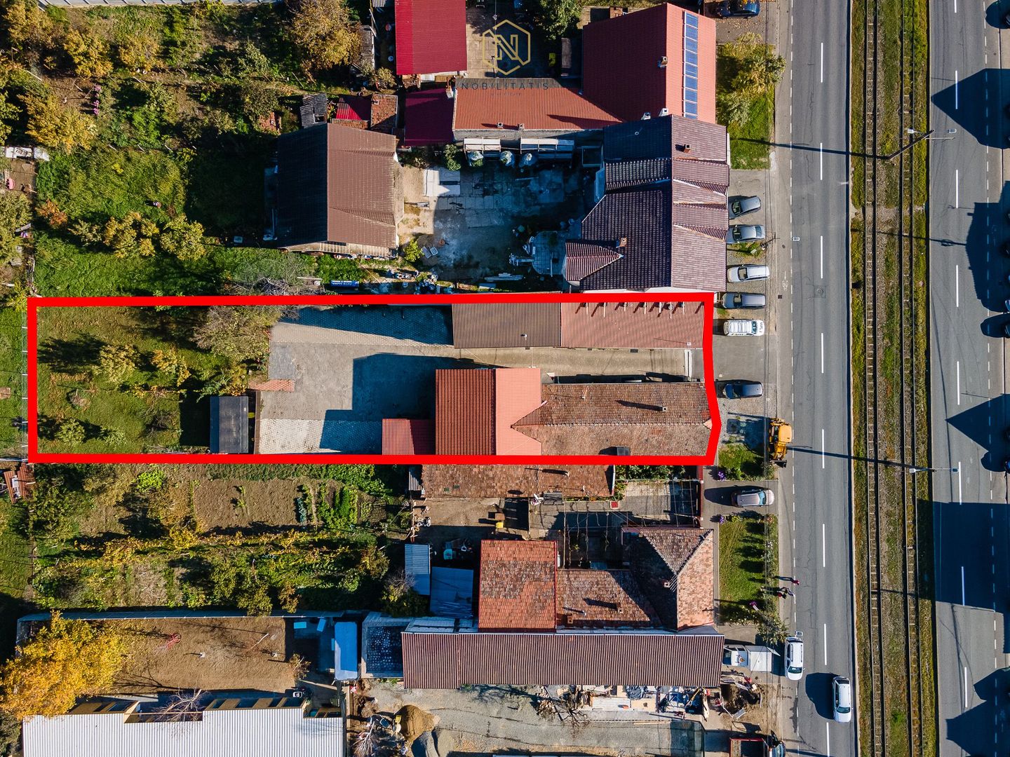 Proprietatea ideala pentru investiție, spații generoase, teren 1.200mp - Poză 25