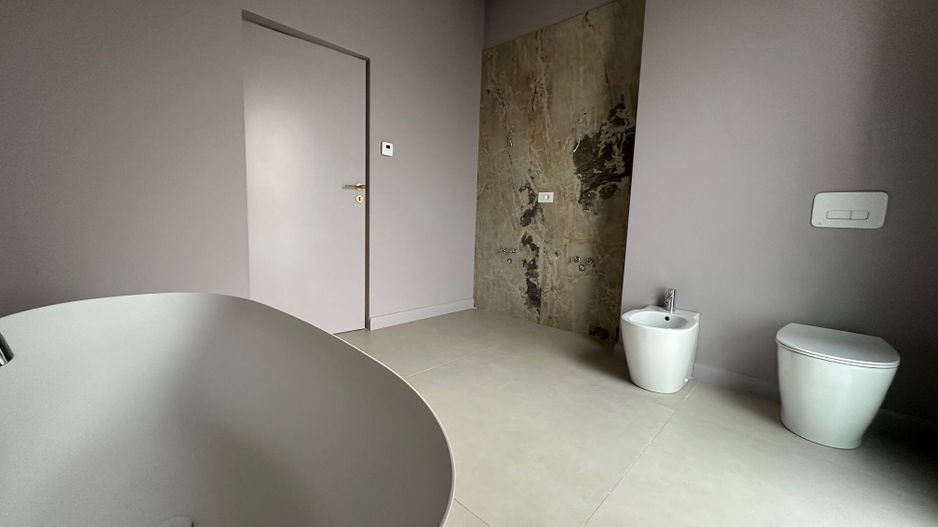 Penthouse - Poză 17